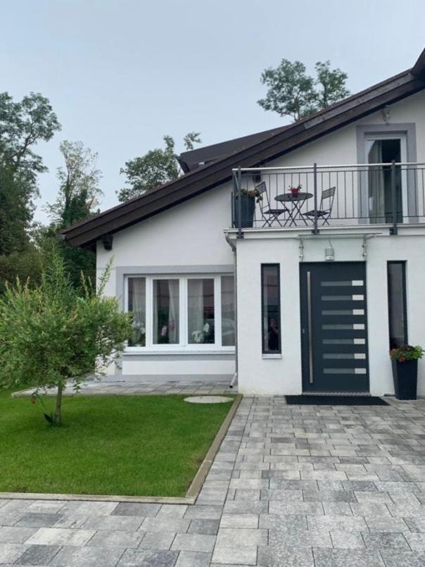 Ferienwohnung Bullaku 皮丁 外观 照片
